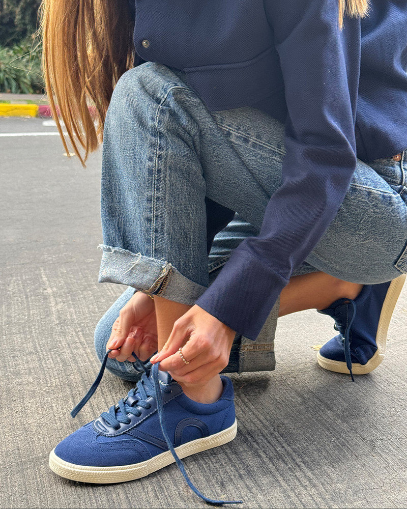 250201 Azul