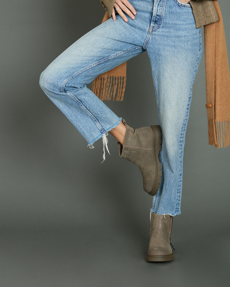 250360 Taupe