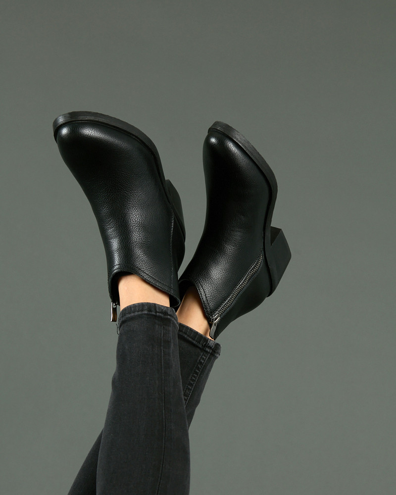 250595 Negro