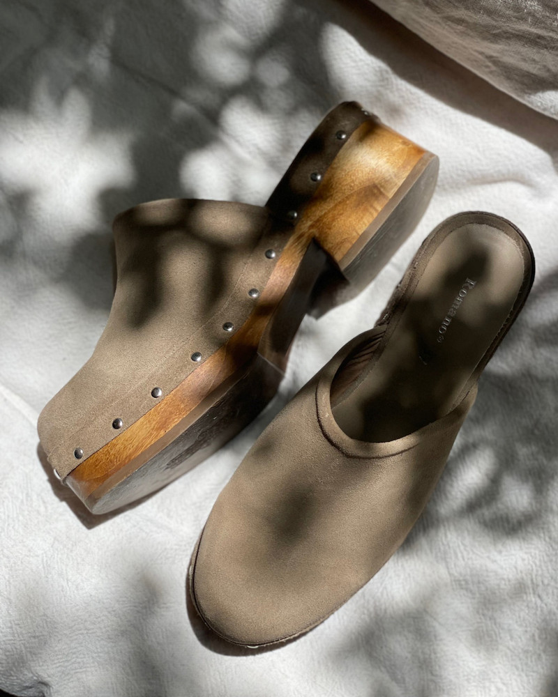 240644 Taupe