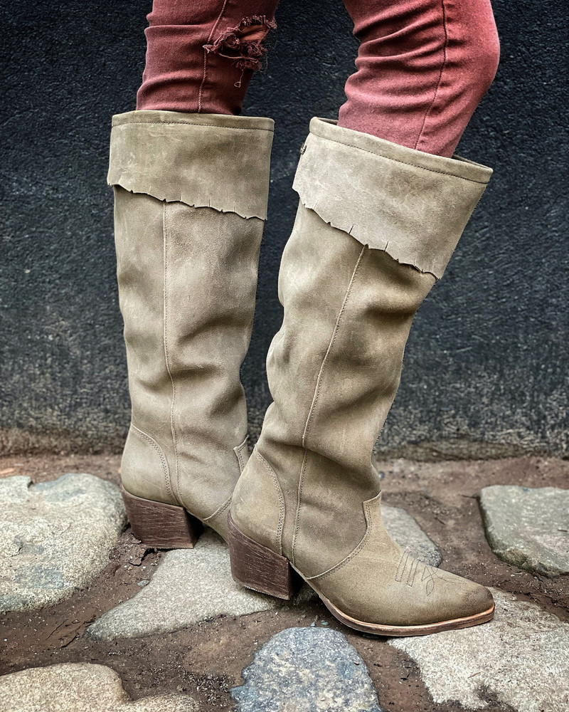 220672 Taupe
