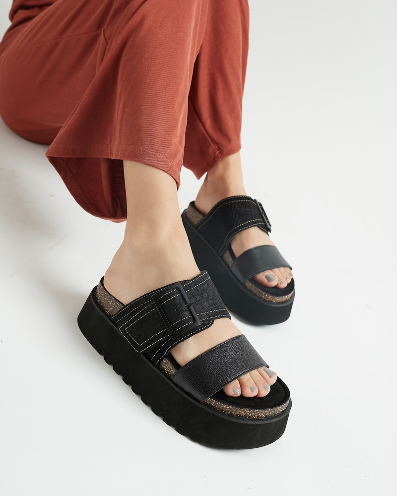 230560 Negro