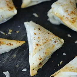 EMPANADITAS MASA PHYLLO CAMARONES