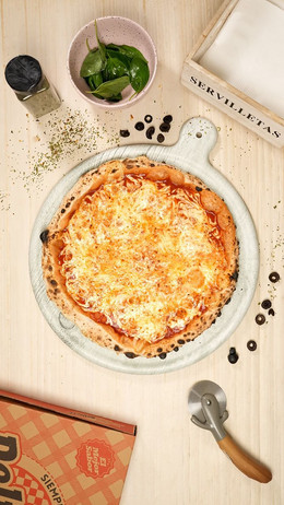 Pizza 4 Quesos Familiar Solo