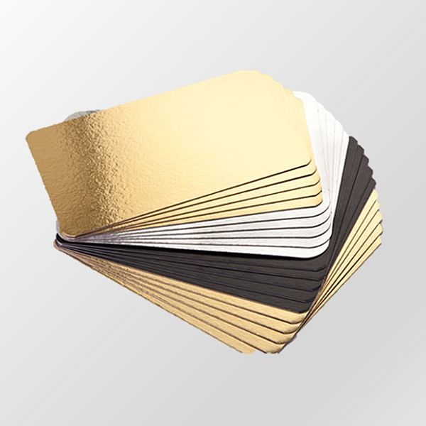 Pack 500 bandejas aluminizadas metal free 19x26 cms. (Oro-Plata)