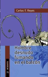 HOMBRE DESNUDO FUMADO EN EL BALCON