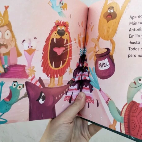 UN CUMPLE EN LLAMAS - vista alternativa
